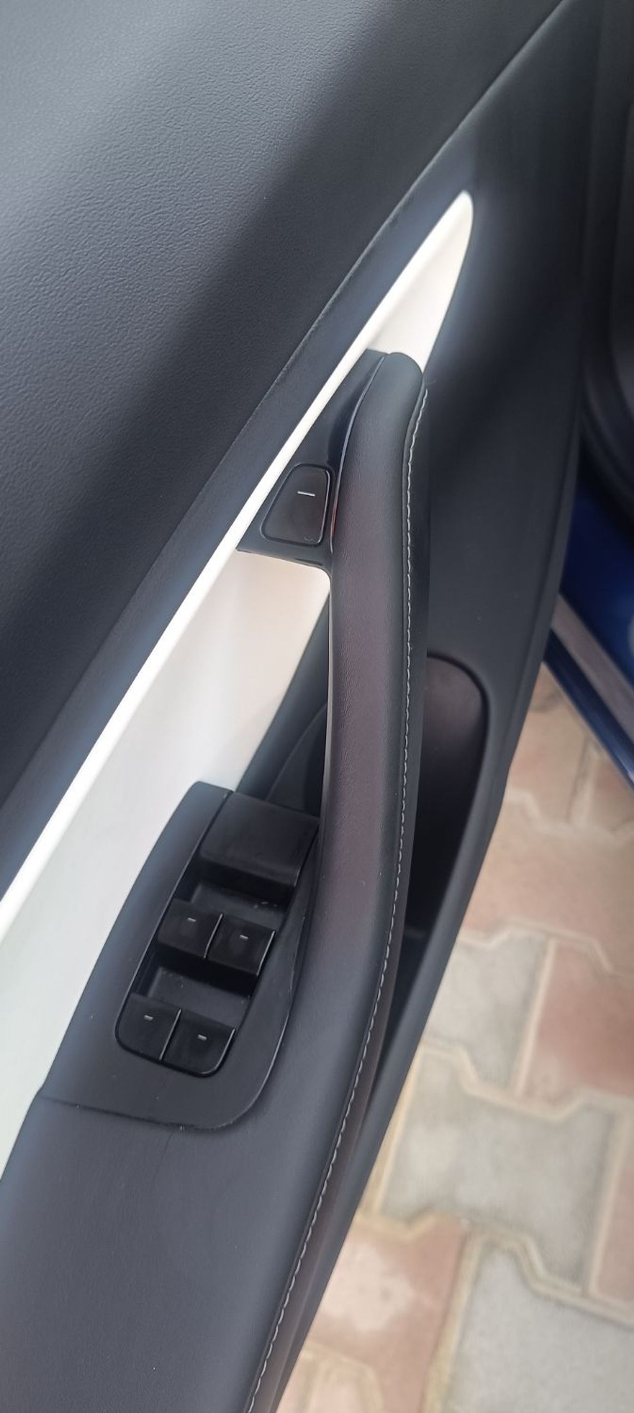 تسلا موديل 3