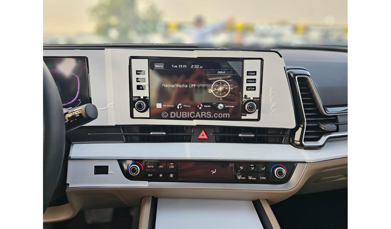 Kia Sportage 1.6L Petrol / DVD + Camera With Panoramic Roof  ( CODE # 67746)