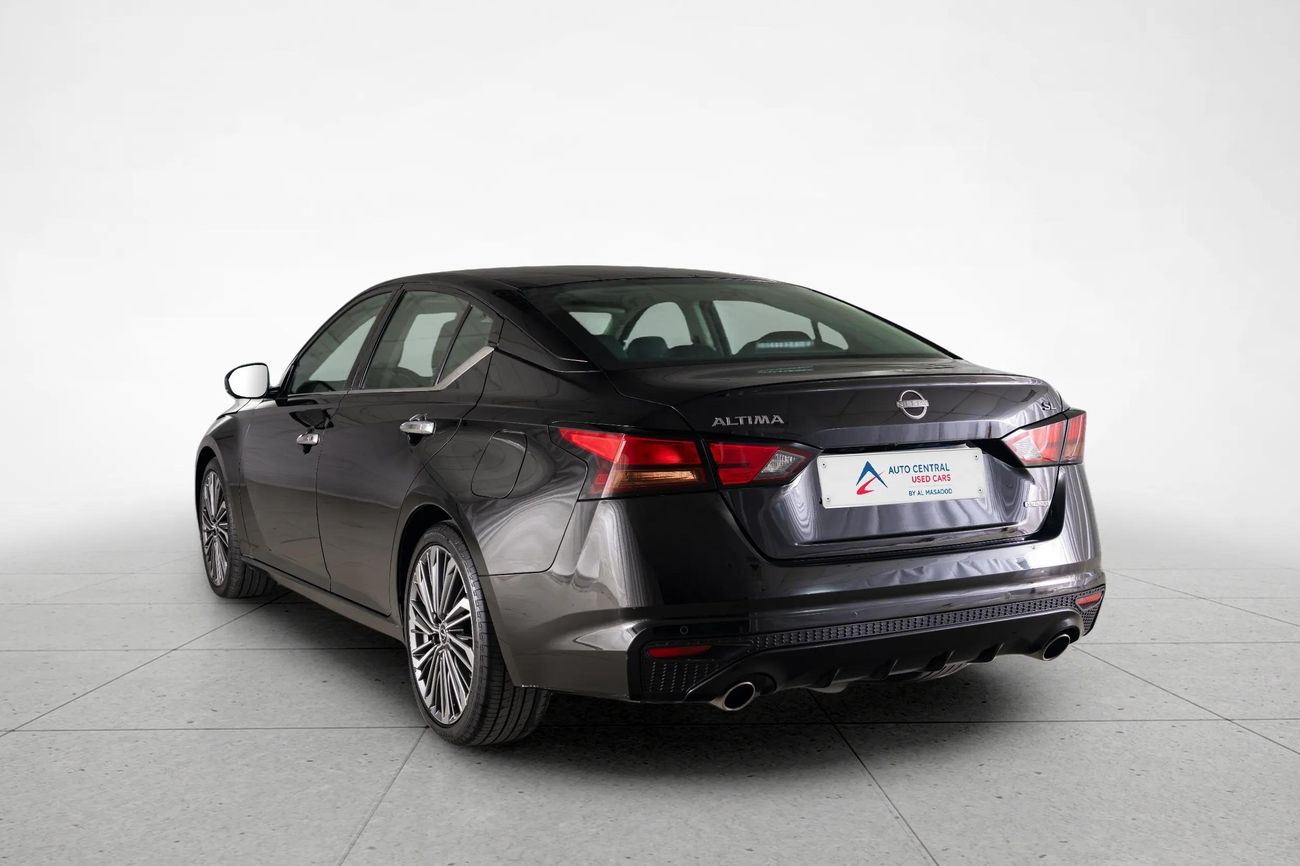 Nissan Altima SL 2.5L SL 2.0