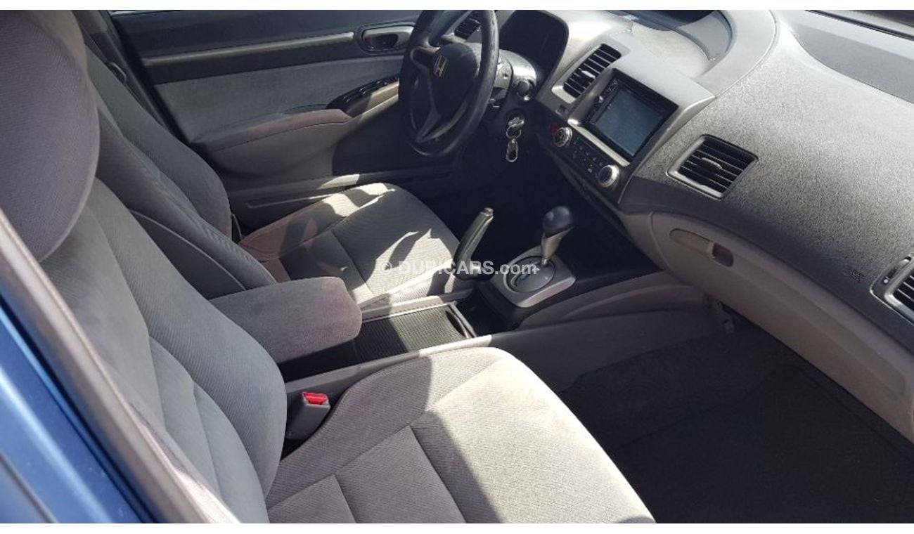 Honda Civic 2008 Gcc specs Full options sunroof DVD alloy wheels