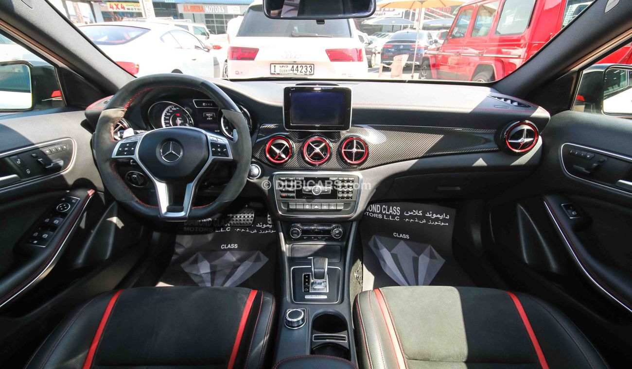 Mercedes-Benz GLA 45 AMG 4 Matic Turbo