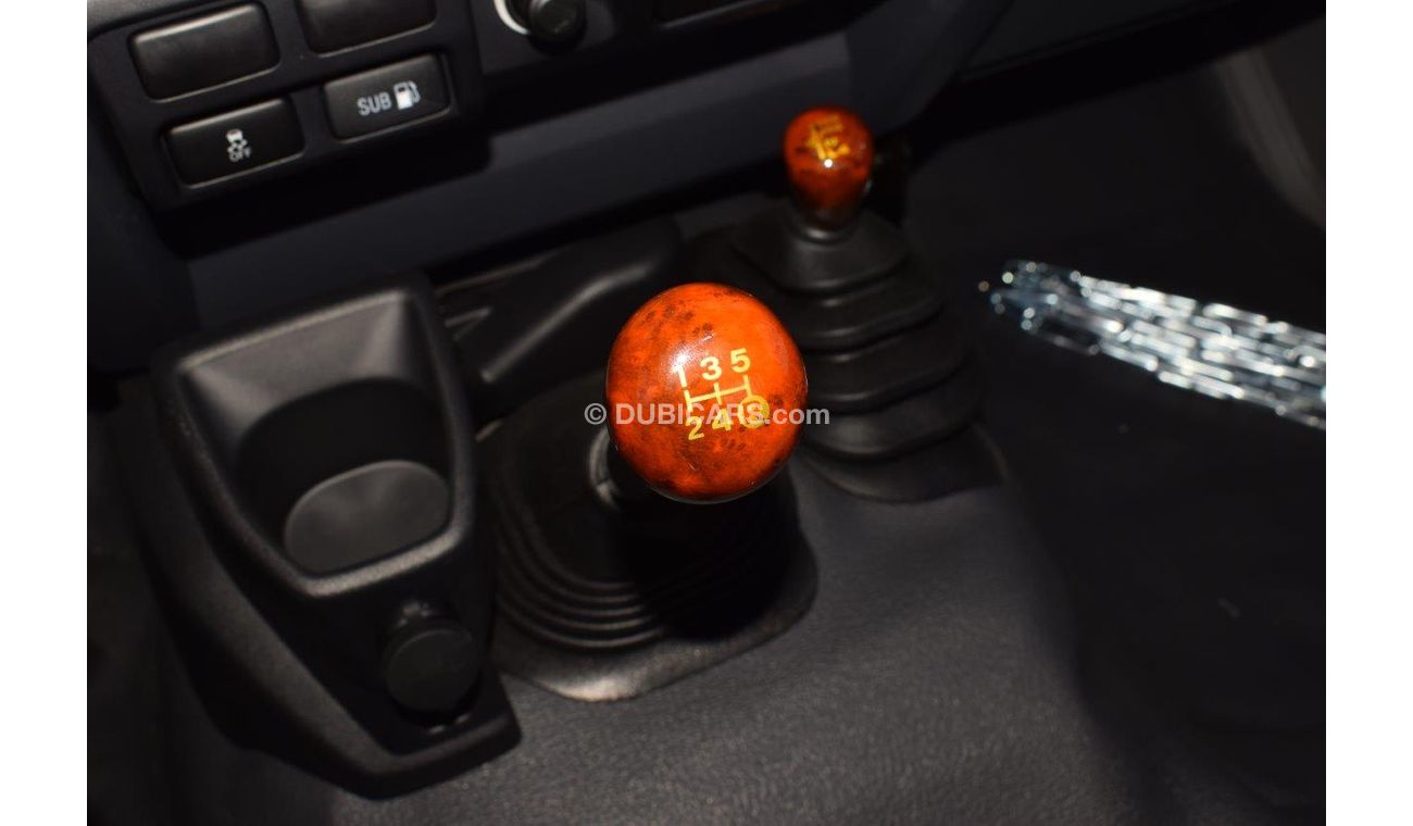 Toyota Land Cruiser Pick Up 79 SINGLE CAB PICKUP V8 4.5L DIESEL MT WITH DIFF.LOCK