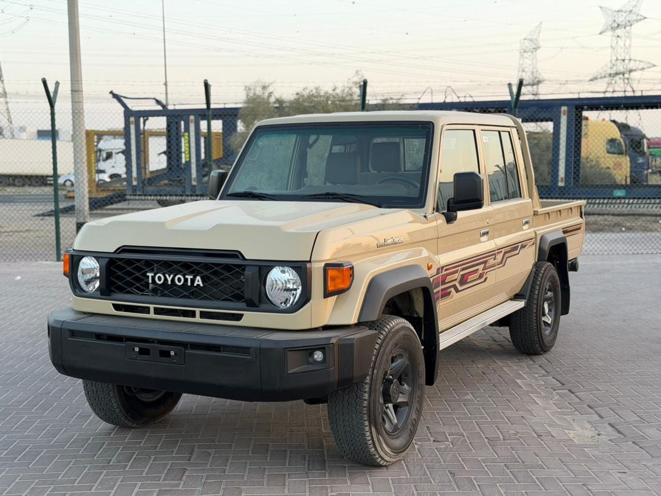 Toyota Land Cruiser Pick Up TOYOTA LAND CRUISER LC79 DC 4.0 MID option  2025