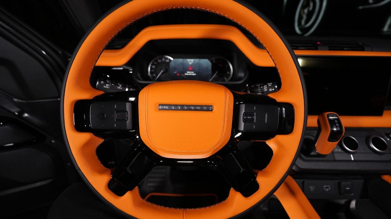 لاند روفر ديفندر | 110 P400 | LUMMA CLR LD | LIMITED OFFER | V6 | FULLY LOADED | EXPORT PRICE