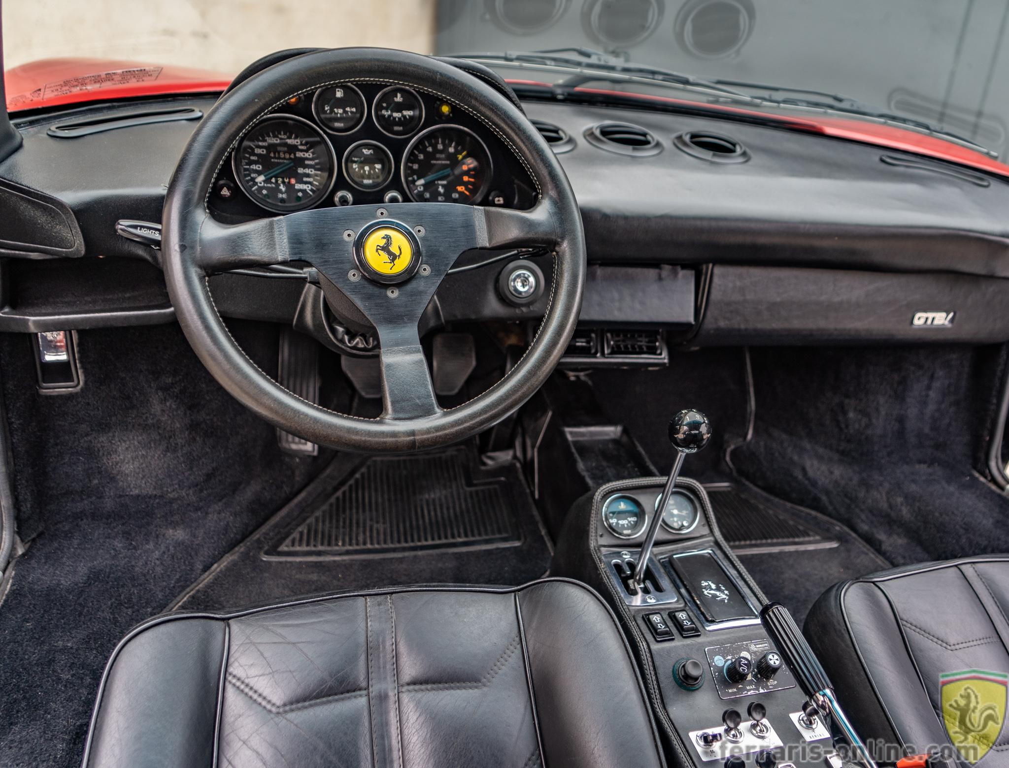 Ferrari 308 interior - Cockpit