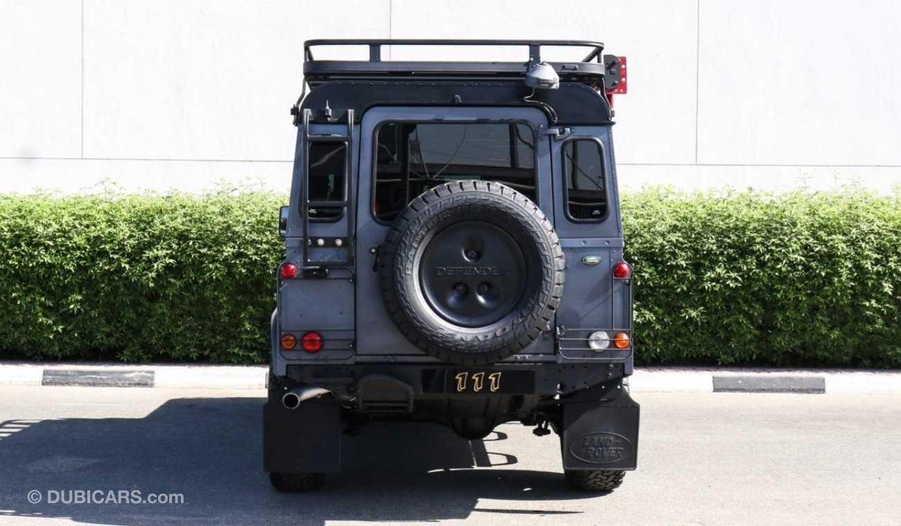 Land Rover Defender / Manual transmission - Diesel / GCC Specifications