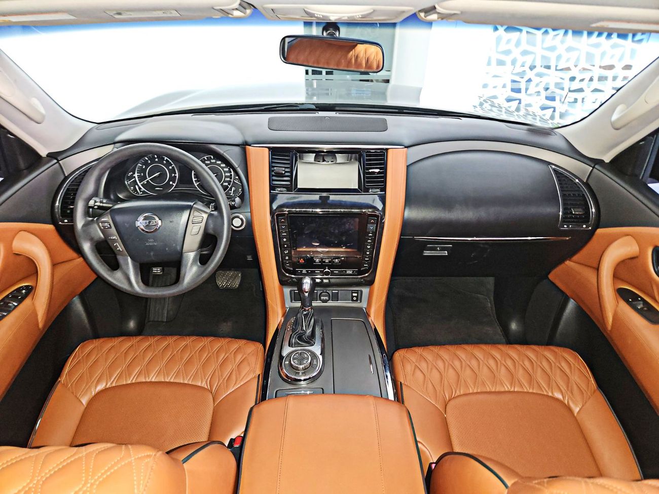 Nissan Patrol V6 4.0L-6CYL GCC EXCELLENT CONDITION