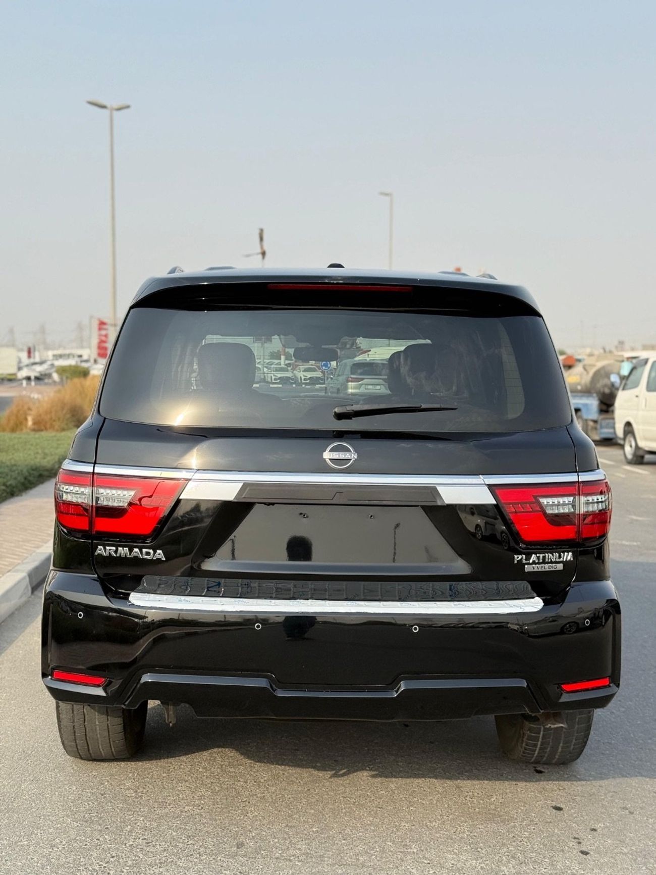 Nissan Armada 4WD SL Full Option