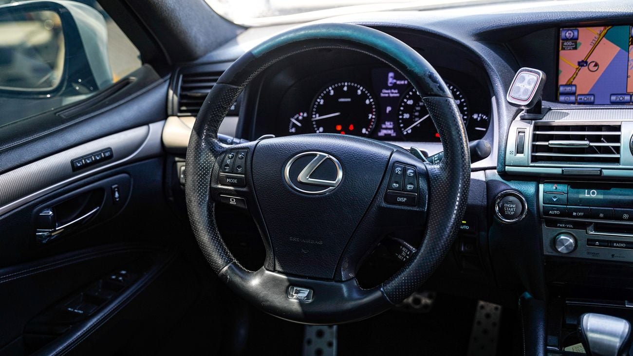 Lexus LS460
