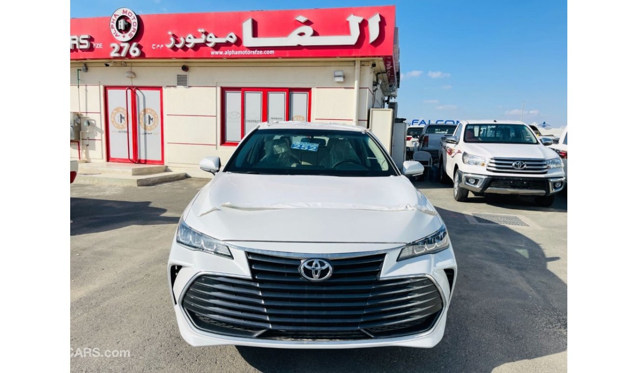 Toyota Avalon XLE 3.5L V6 with leather seats