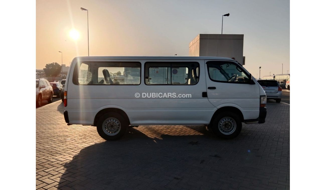 Toyota Hiace TOYOTA HIACE VAN RIGHT HAND DRIVE (PM1237)