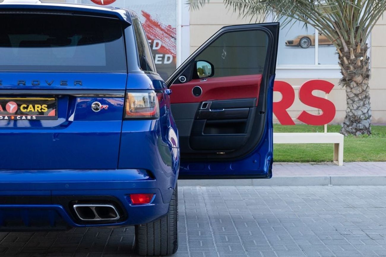 Land Rover Range Rover Sport SVR 5.0L (550 HP)
