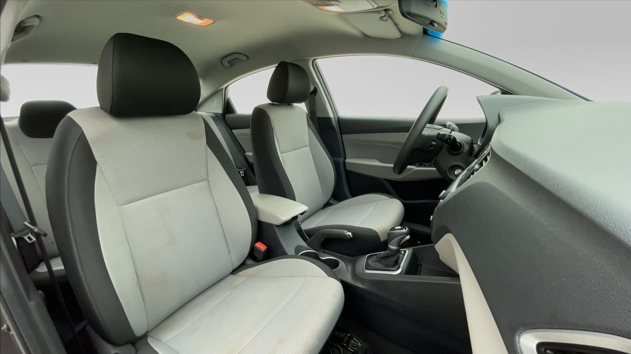 Hyundai Accent SMART 1.6 | Zero Down Payment | Home Test Drive