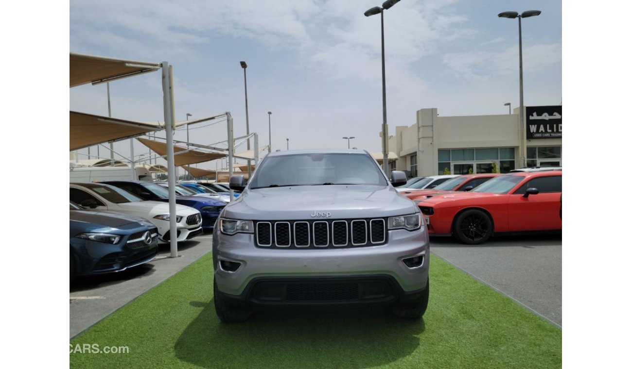 Jeep Grand Cherokee Laredo