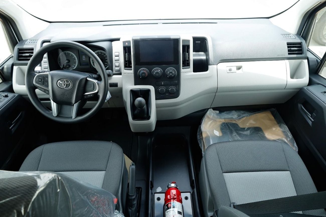 Toyota Hiace DX 2026 TOYOTA HIACE DX  3.5L MT OMAN  13 SEATS