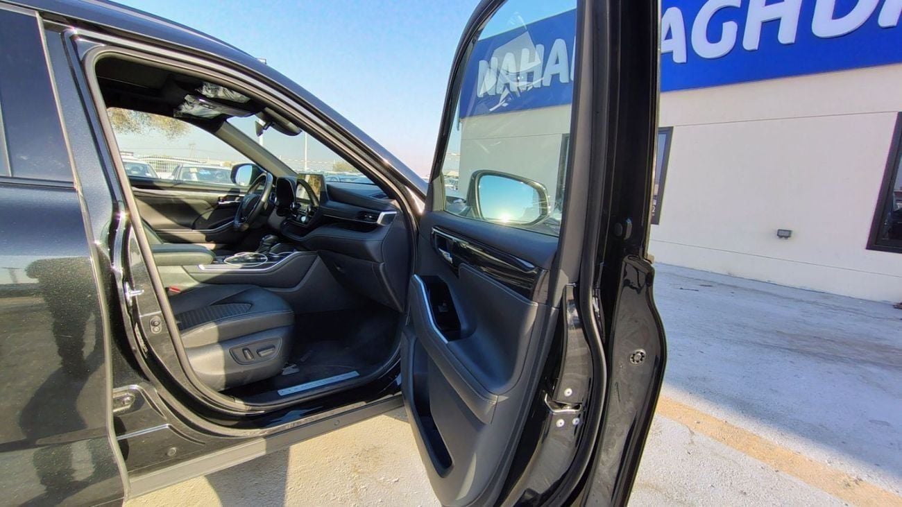 Toyota Highlander Limited 2.5L AWD