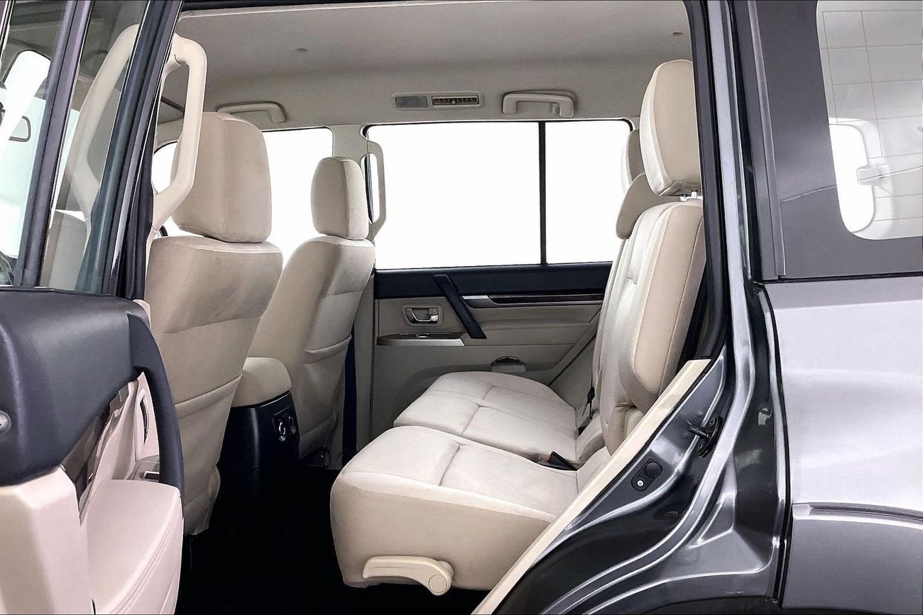 Mitsubishi Pajero GLS Midline | upto AED 20,000 Ramadan Discount | Guaranteed Warranty | 0 Down Payment