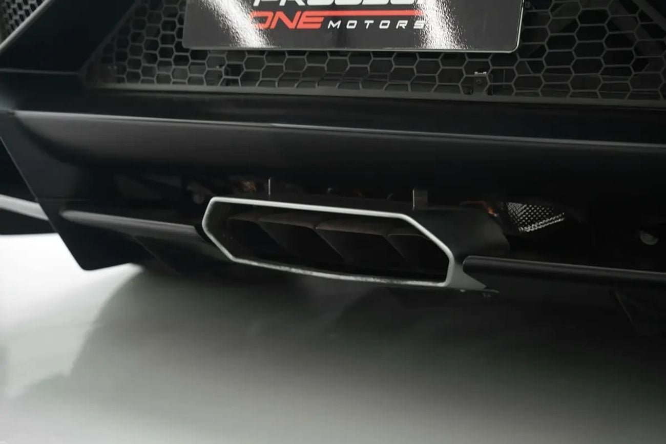 لامبورغيني أفينتادور LP 720-4 50th ANNIVERSARIO