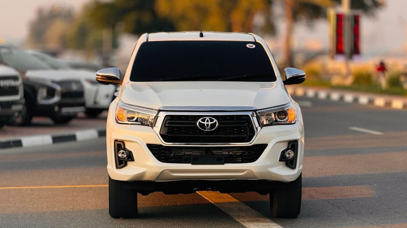 Toyota Hilux PREMIUM CONDITION | RHD | 2.8L DIESEL | 2017 | BOOT COVER | ELECTRIC SEAT