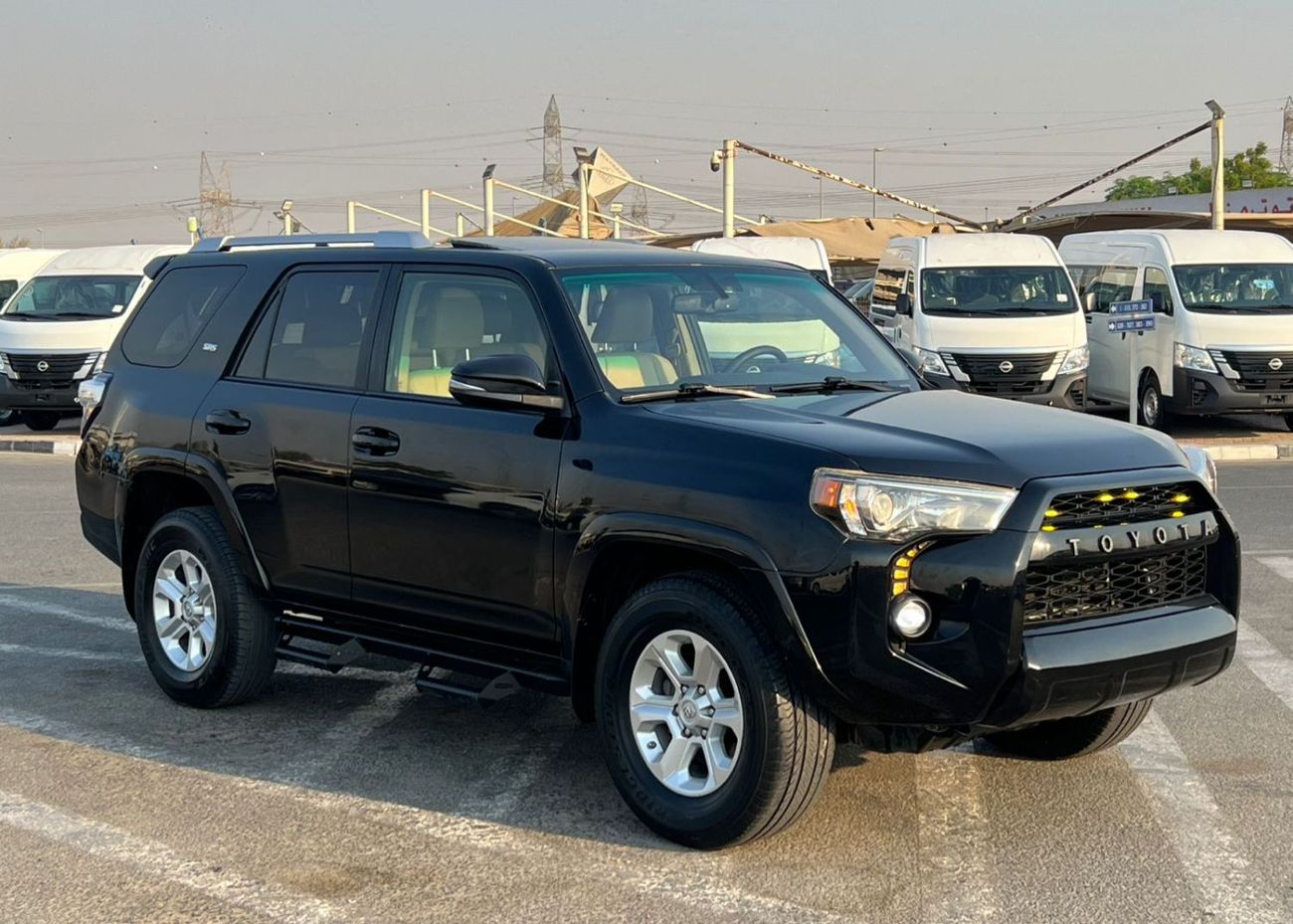 تويوتا Runner4 2015 Toyota 4Runner SR5 Premium - Rear CAM & Leather Seat - Sunroof - 7 Seater - V6 4.0L -