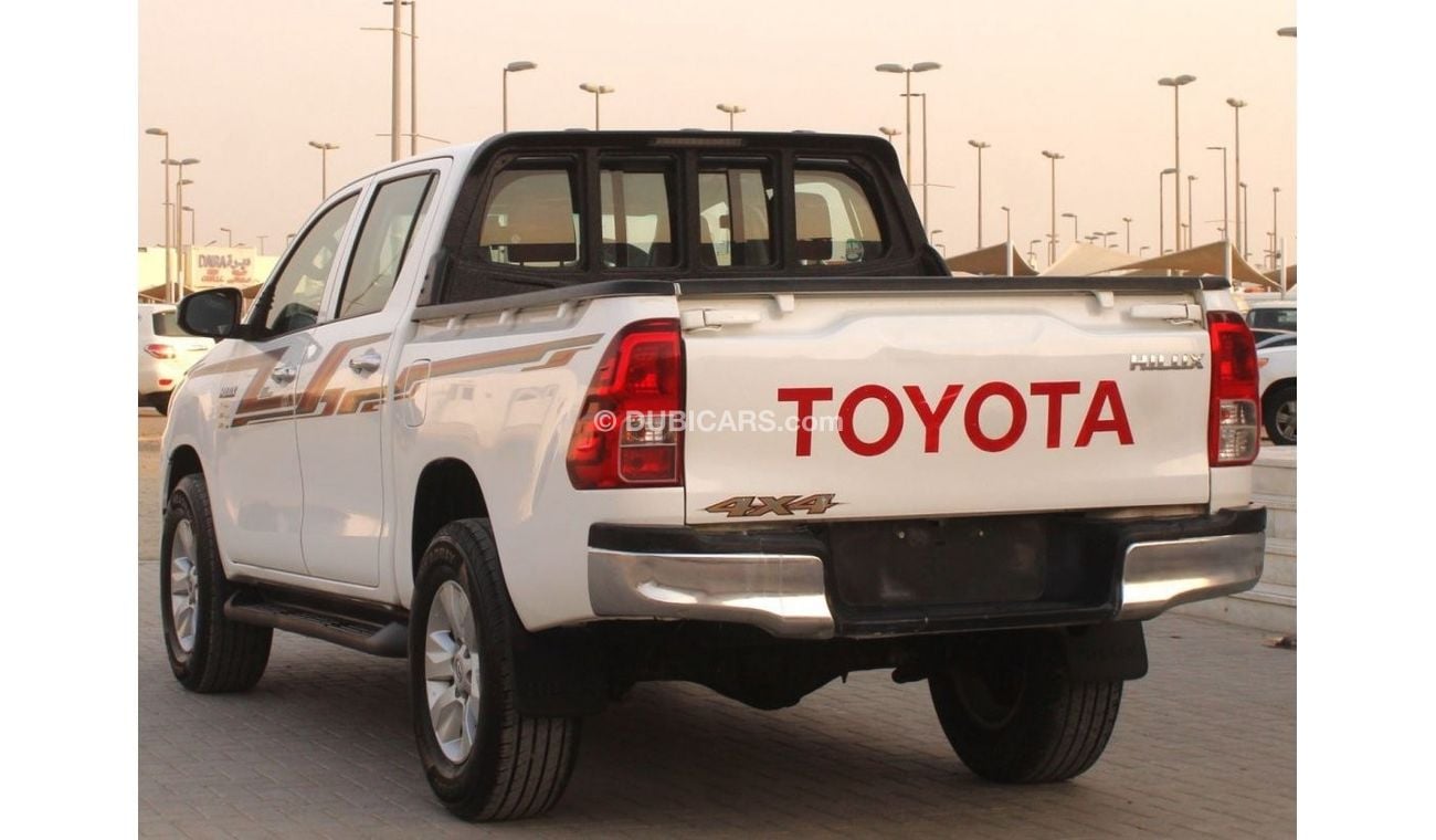 تويوتا هيلوكس GL 2 تويوتا هايلوكس 2020 خليجي ديزل فور ويل بحالة ممتازة