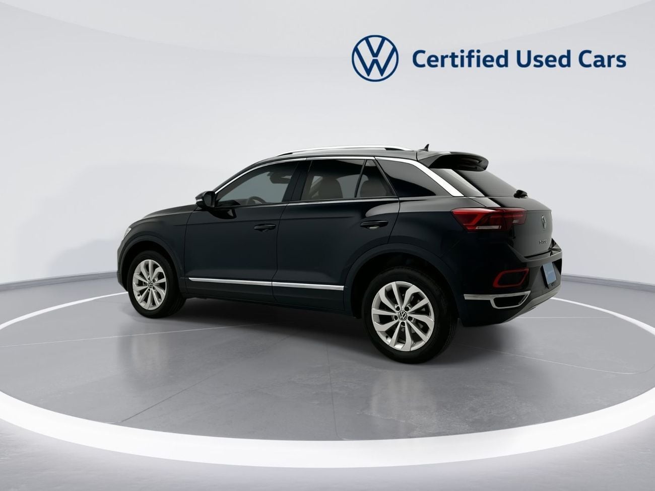 فولكس واجن T ROC Style 1.4L without sunroof 1.4L (Ref#09337) / WAS 94,900 AED - NOW 87,900 AED