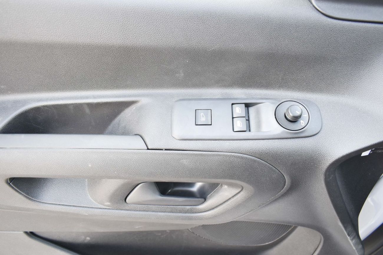 بيجو بارتنر Peugeot Partner  Van 1.6L M/T, petrol- 2025