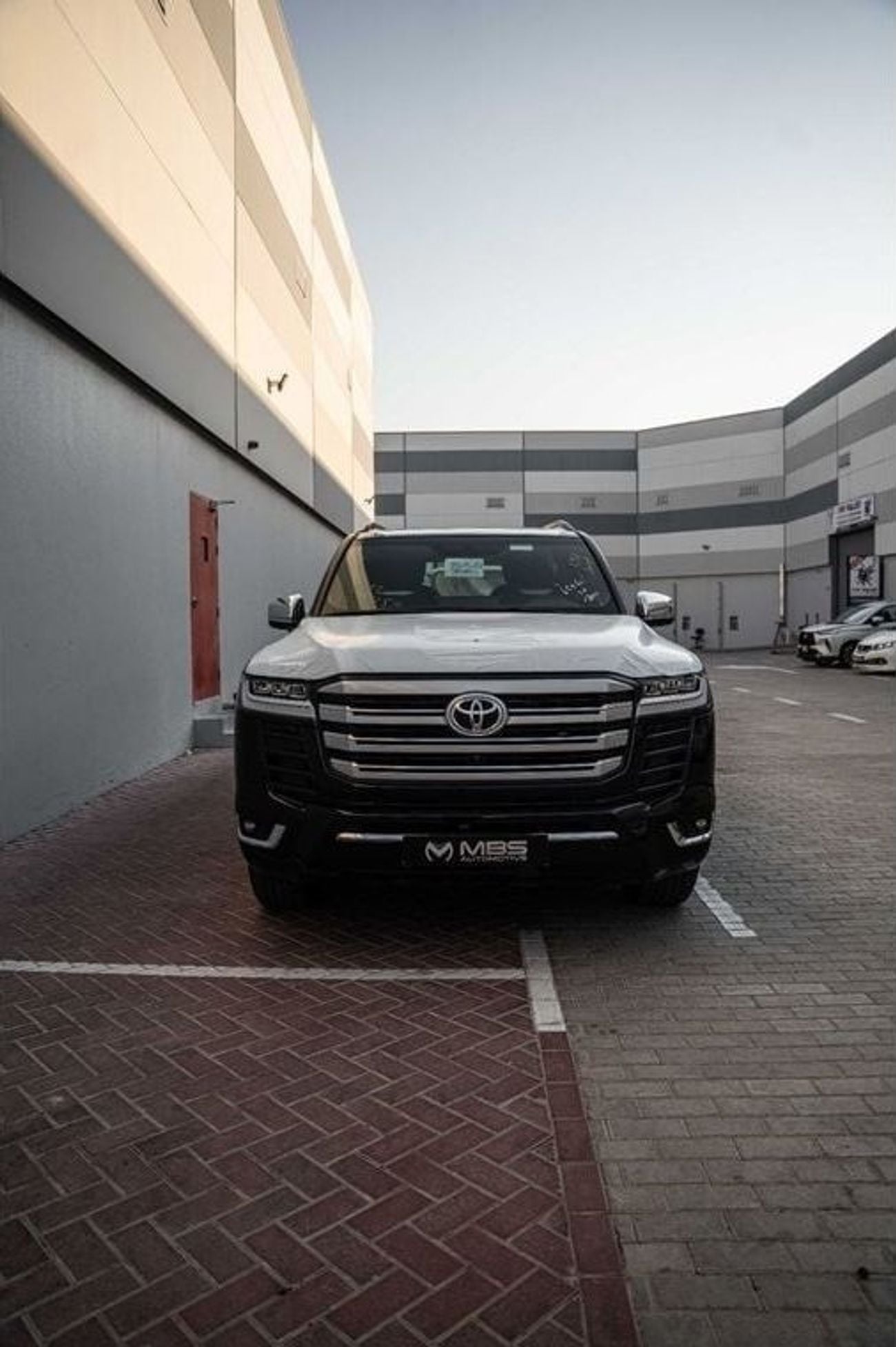 Toyota Land Cruiser VXR VX TWIN TURBO MBS AUTOBIOGRAPHY VIP 4 Seater Luxury