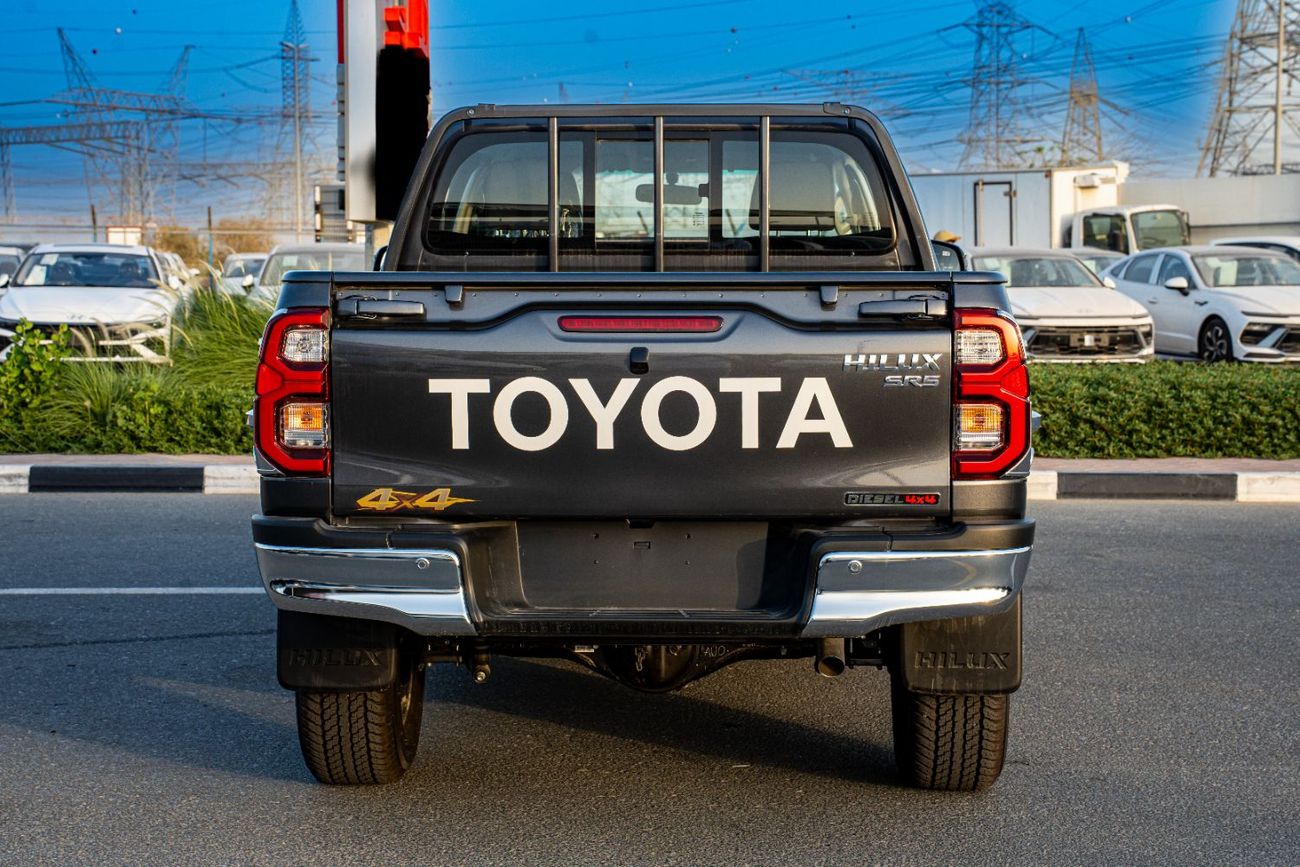 تويوتا هيلوكس TOYOTA HILUX  Diesel 2.4 2026 Full auto Black to Gray