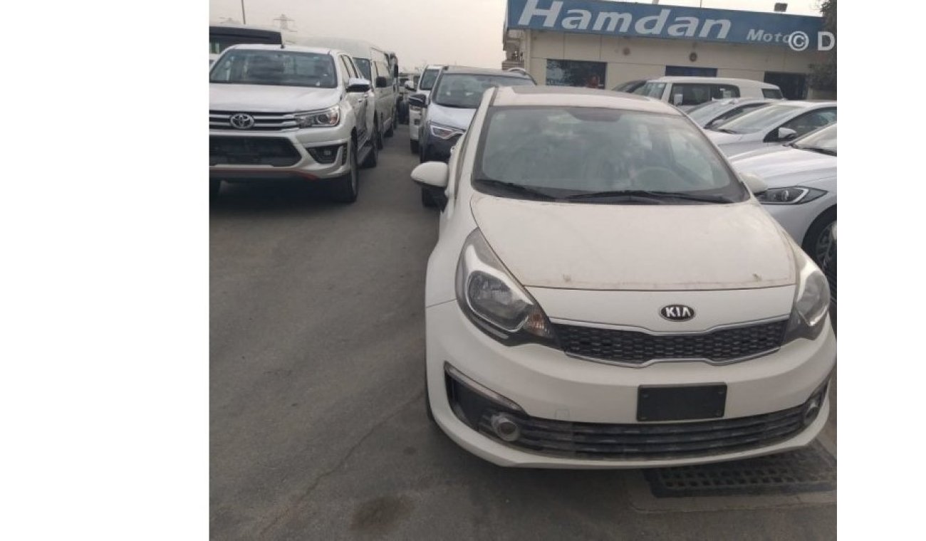 Kia Rio 1.4 L With Sun Roof