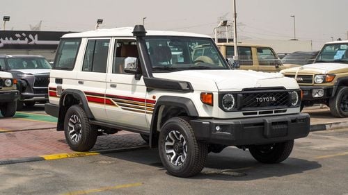 Toyota Land Cruiser 70 LX 2.8L Diesel A/T