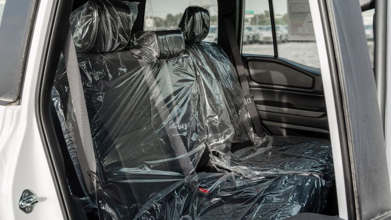 تويوتا برادو 2026 Toyota Prado 2.4L AT Petrol (White-Black) Mid Option