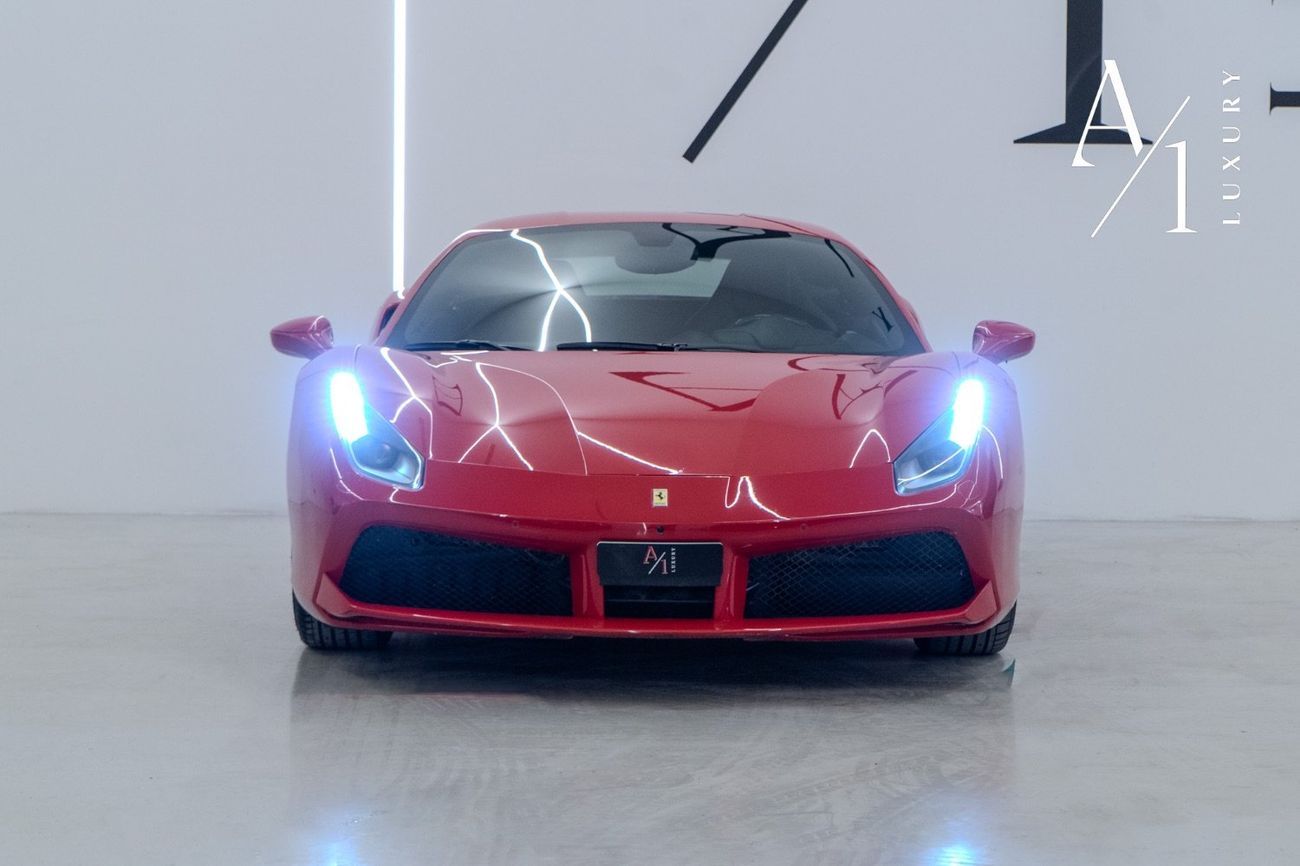 Ferrari 488 Std 3.9L 2017 Ferrari 488 GTB, Excellent Condition, Fully Loaded, Carbon Fibre Accents, European Spe