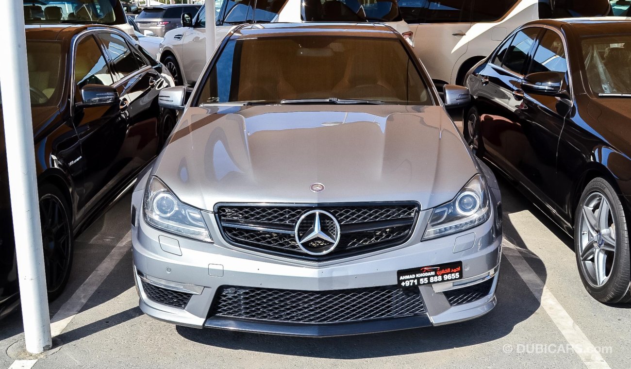 Mercedes-Benz C 63 AMG