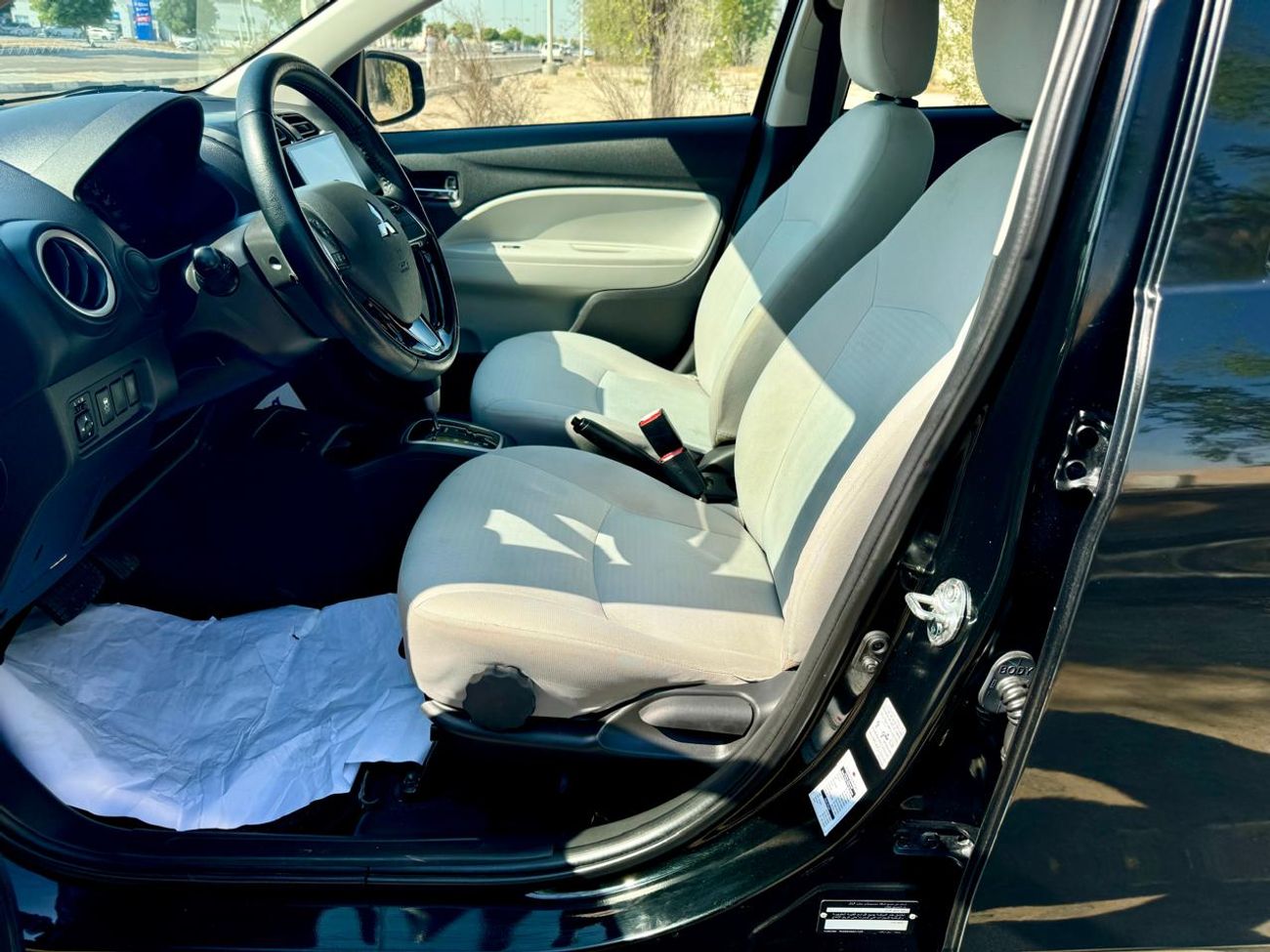 ميتسوبيشي اتراج GLX Full 1.2L