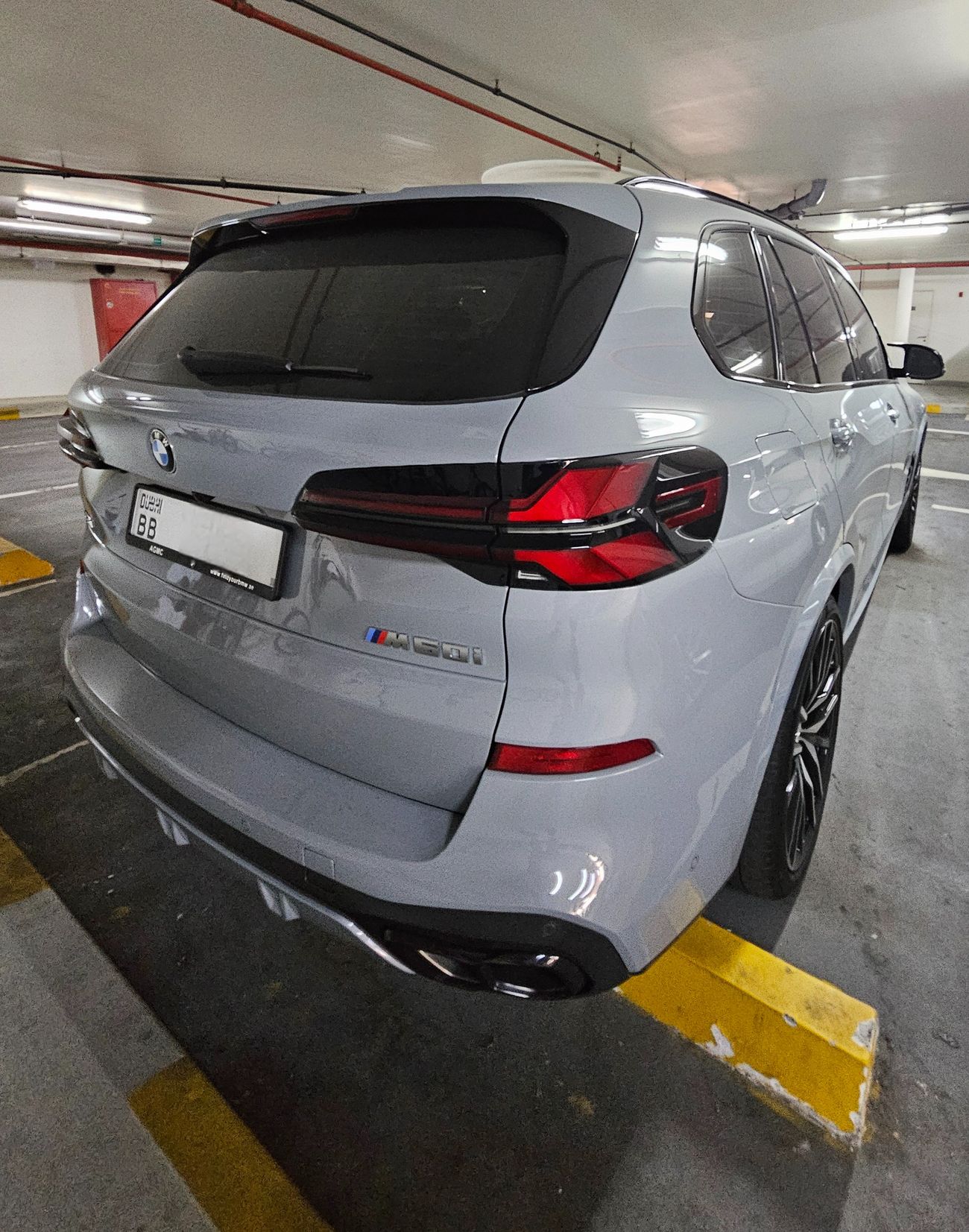 BMW X5 m60i xdrive