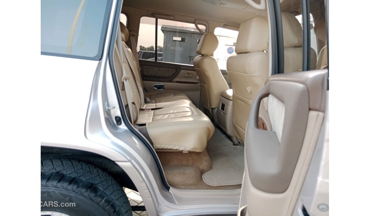 تويوتا لاند كروزر TOYOTA LAND CRUISER RIGHT HAND DRIVE (PM1569)