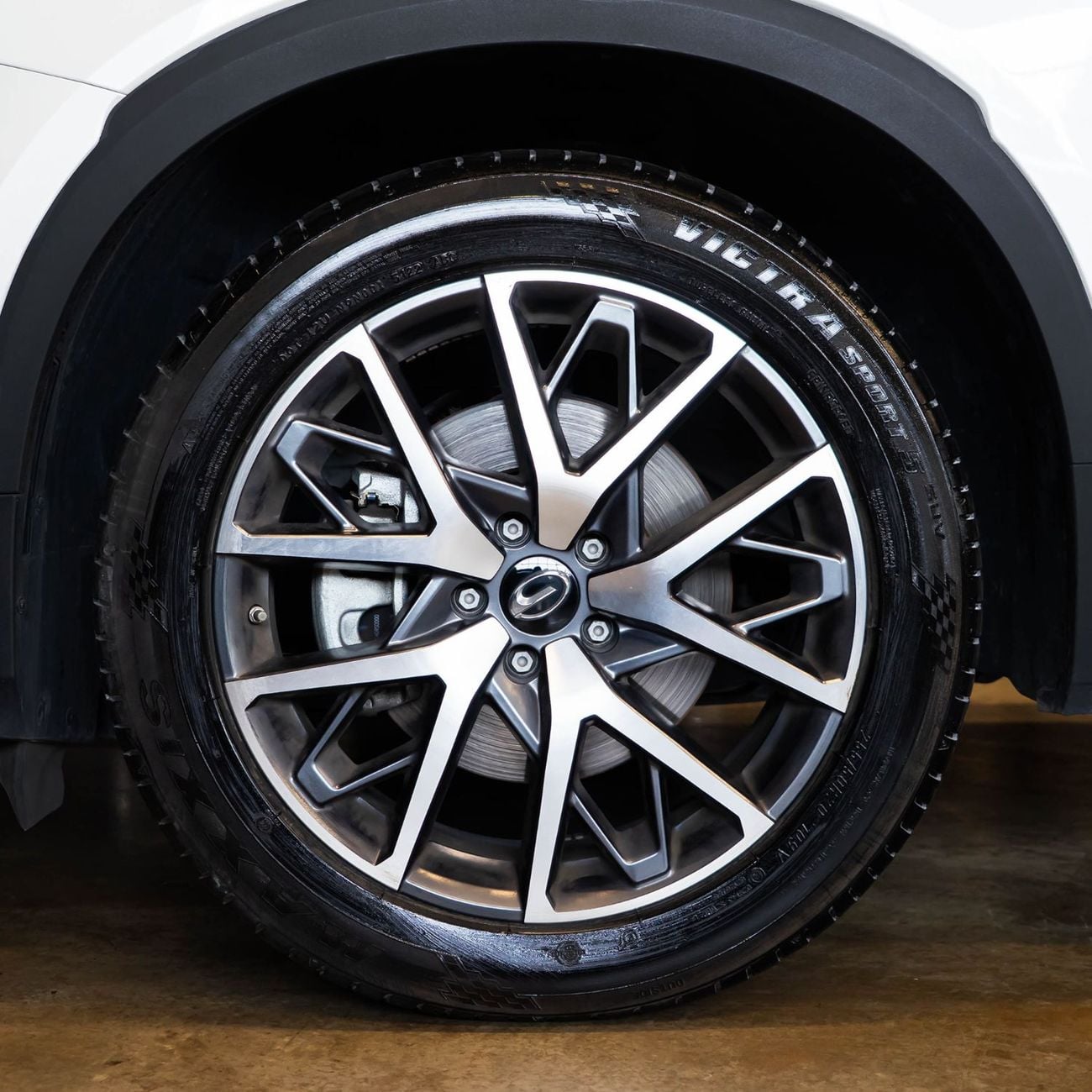جي إي سي GS 8 2.0T GX (4WD)
