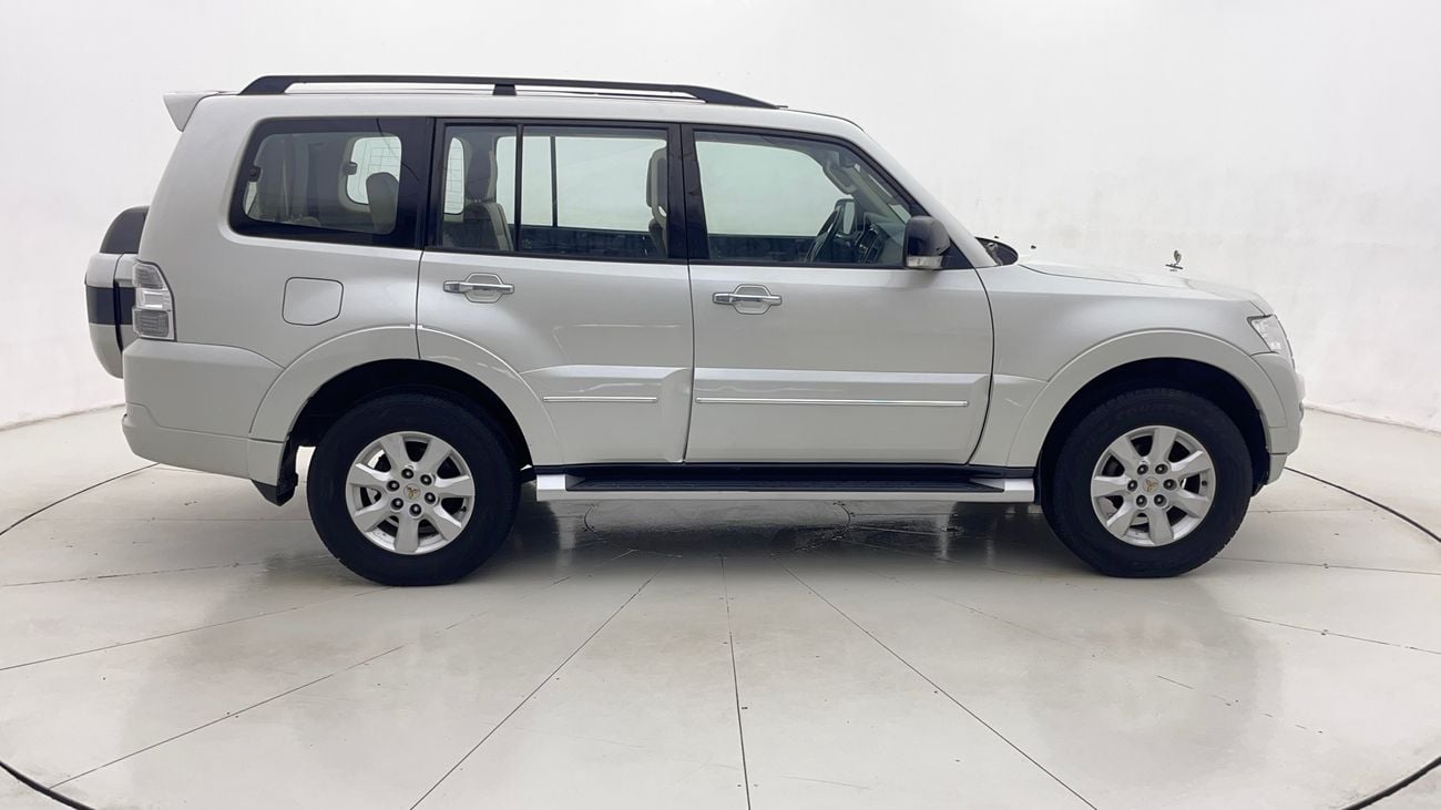 Mitsubishi Pajero 2022 GLS MIDLINE | AED 1050/Month | 0 DP | 30 Day Return | Warranty | Service History