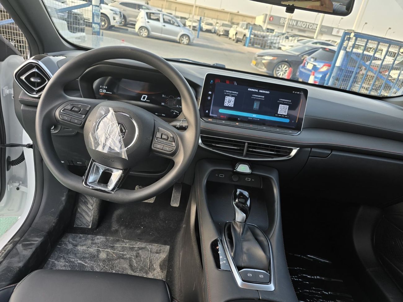 أم جي 5 MG5 FACE-LEFT