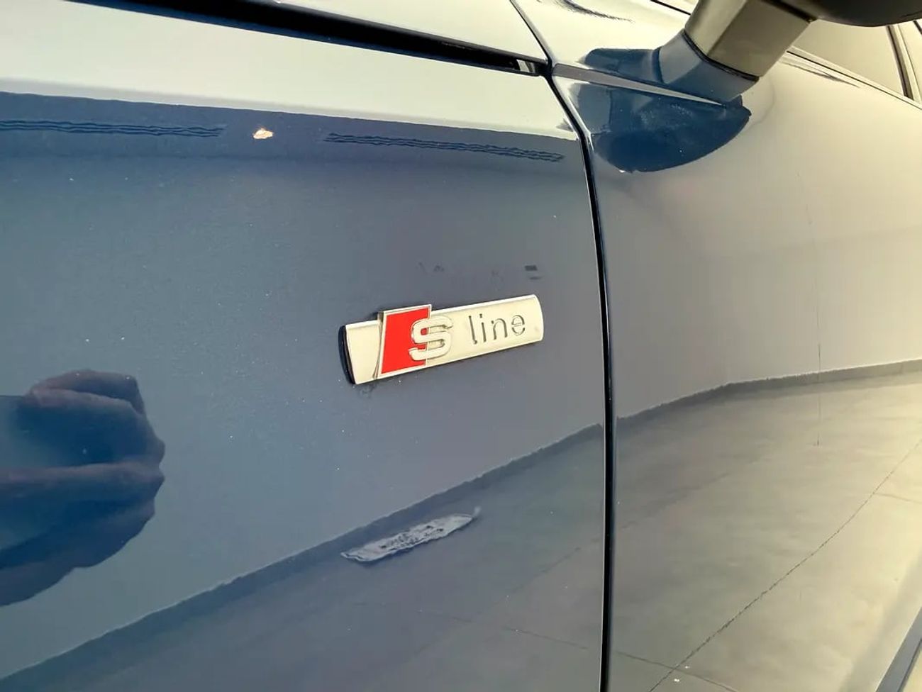 أودي A4 35 TFSI S Line 1.4L 35 TFSI S-line - GCC Specs - Great conditions