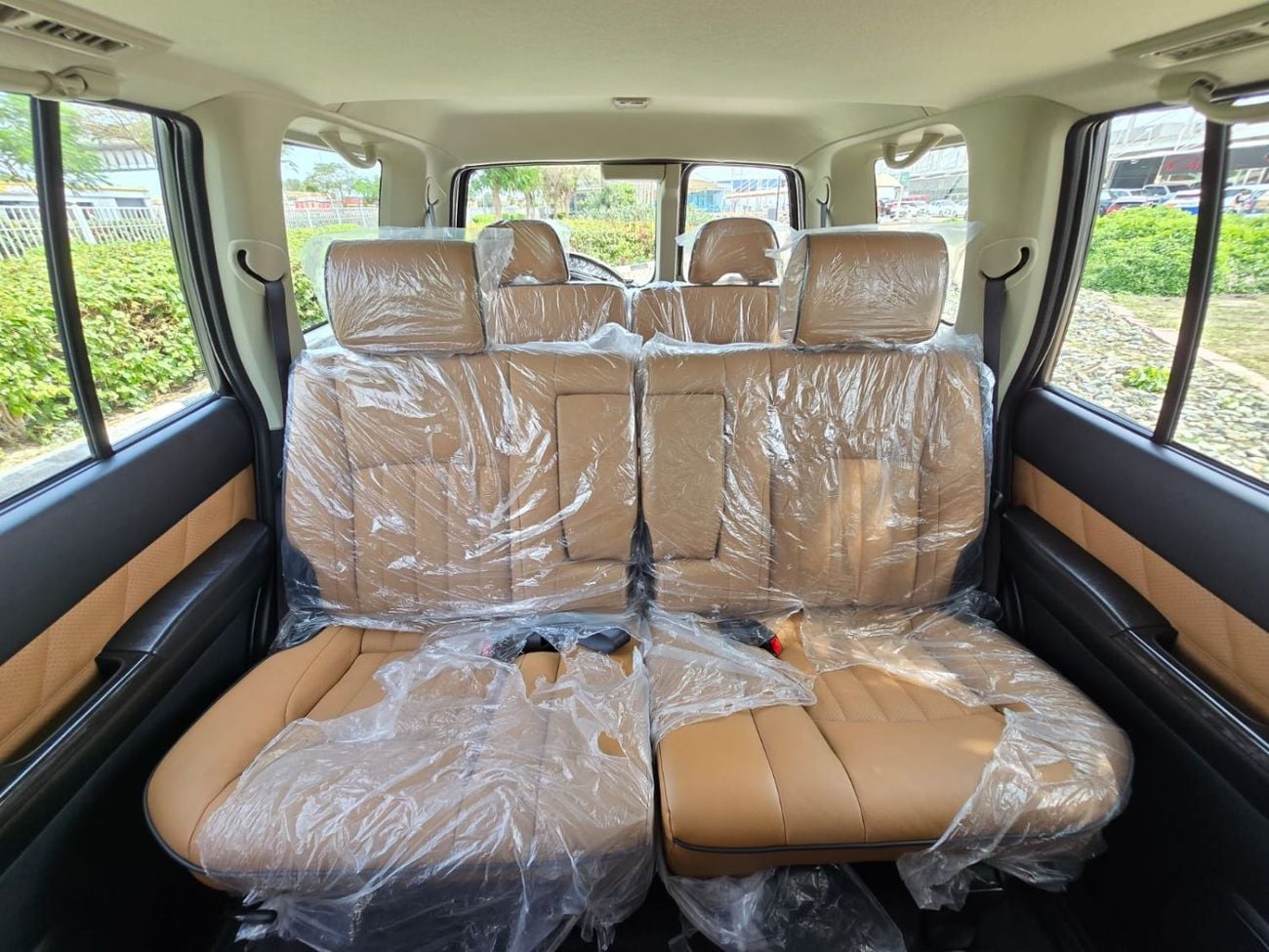 Nissan Patrol Super Safari SUPER SAFARI 2022 GCC LOW MILEAGE WITH AGENCY SERVICE CONTRACT IN MINT CONDITION