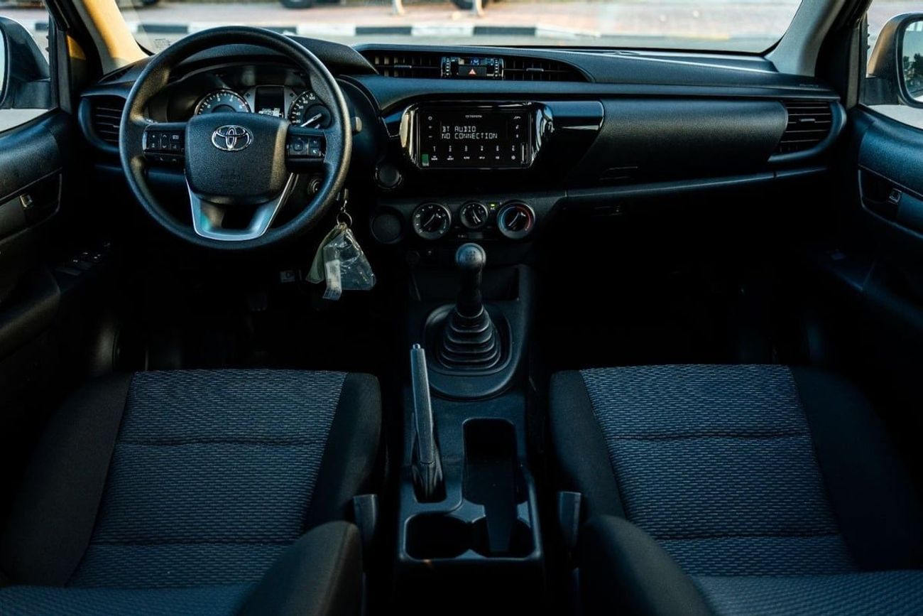 Toyota Hilux Toyota Hilux Pick-up 2.4L Diesel Double Cab 2025 Manual