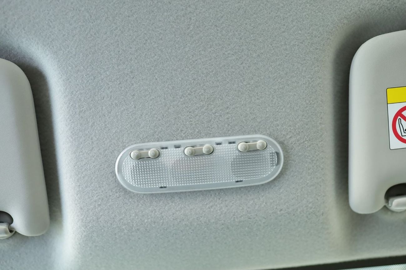 نيسان نافارا 2.5L Petrol | XE Manual Transmission | Single Cabin (Only For Export)