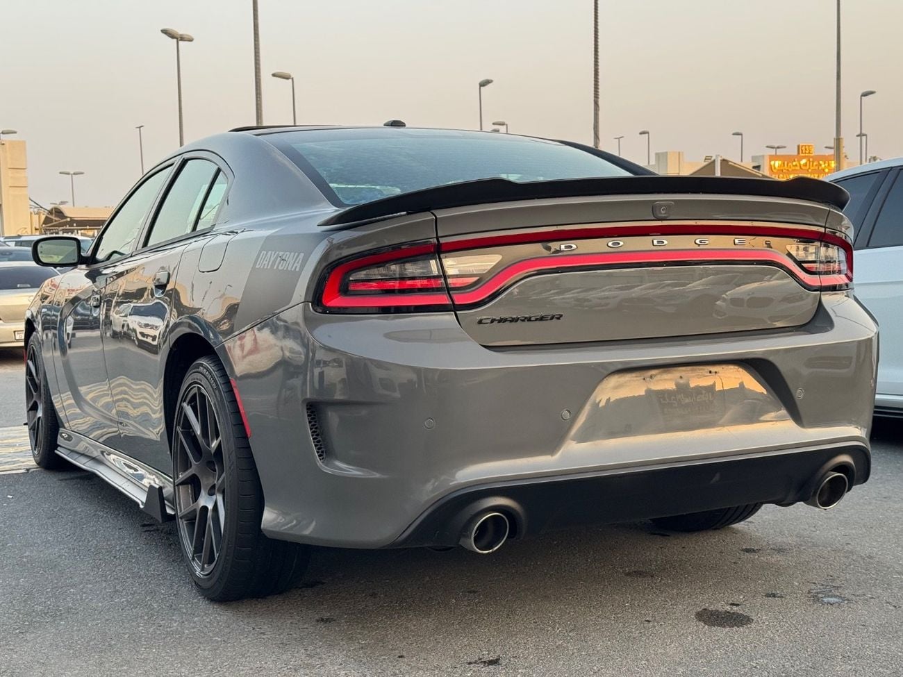 دودج تشارجر Daytona 5.7L (350 HP)