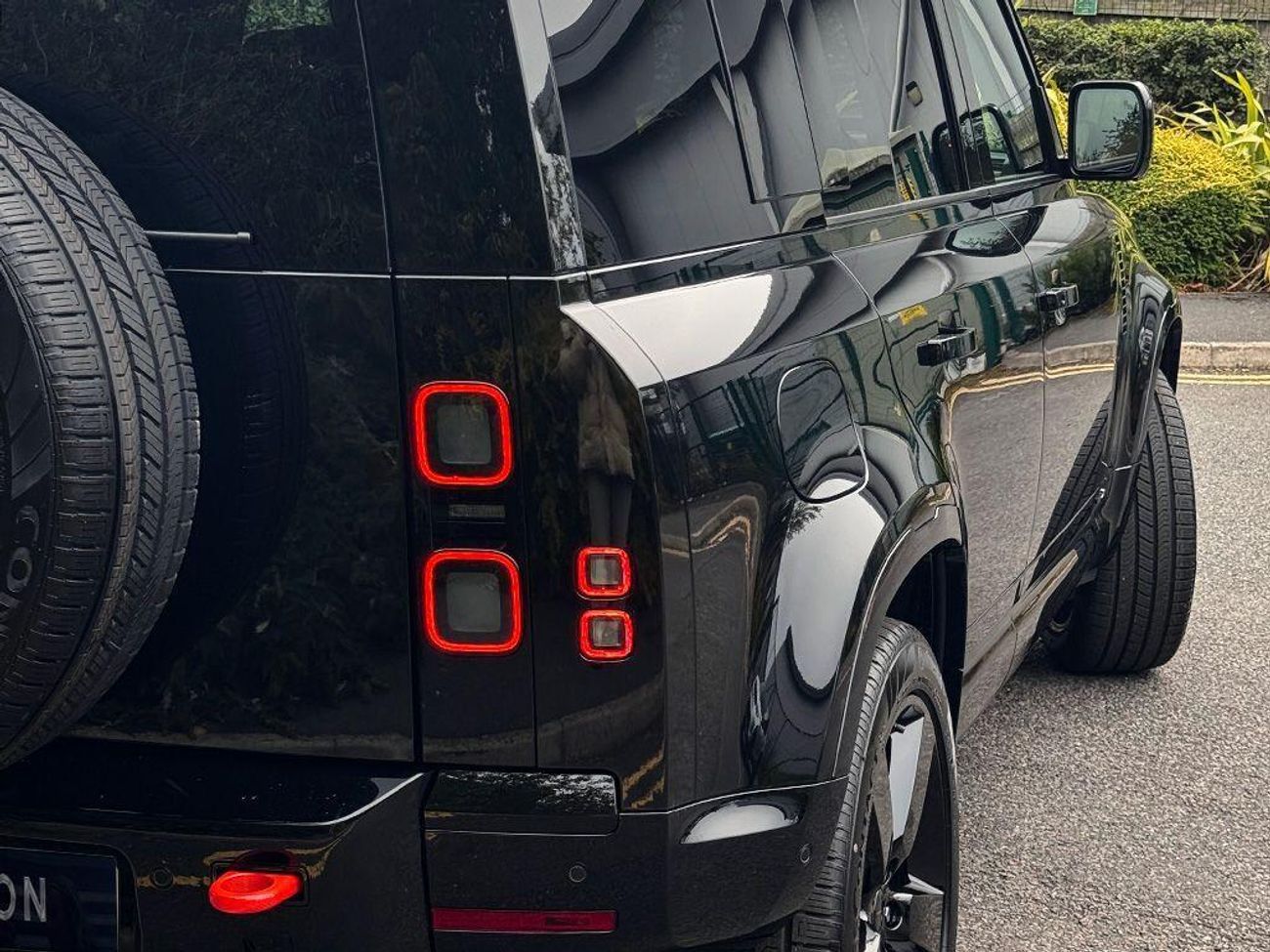 لاند روفر ديفندر 