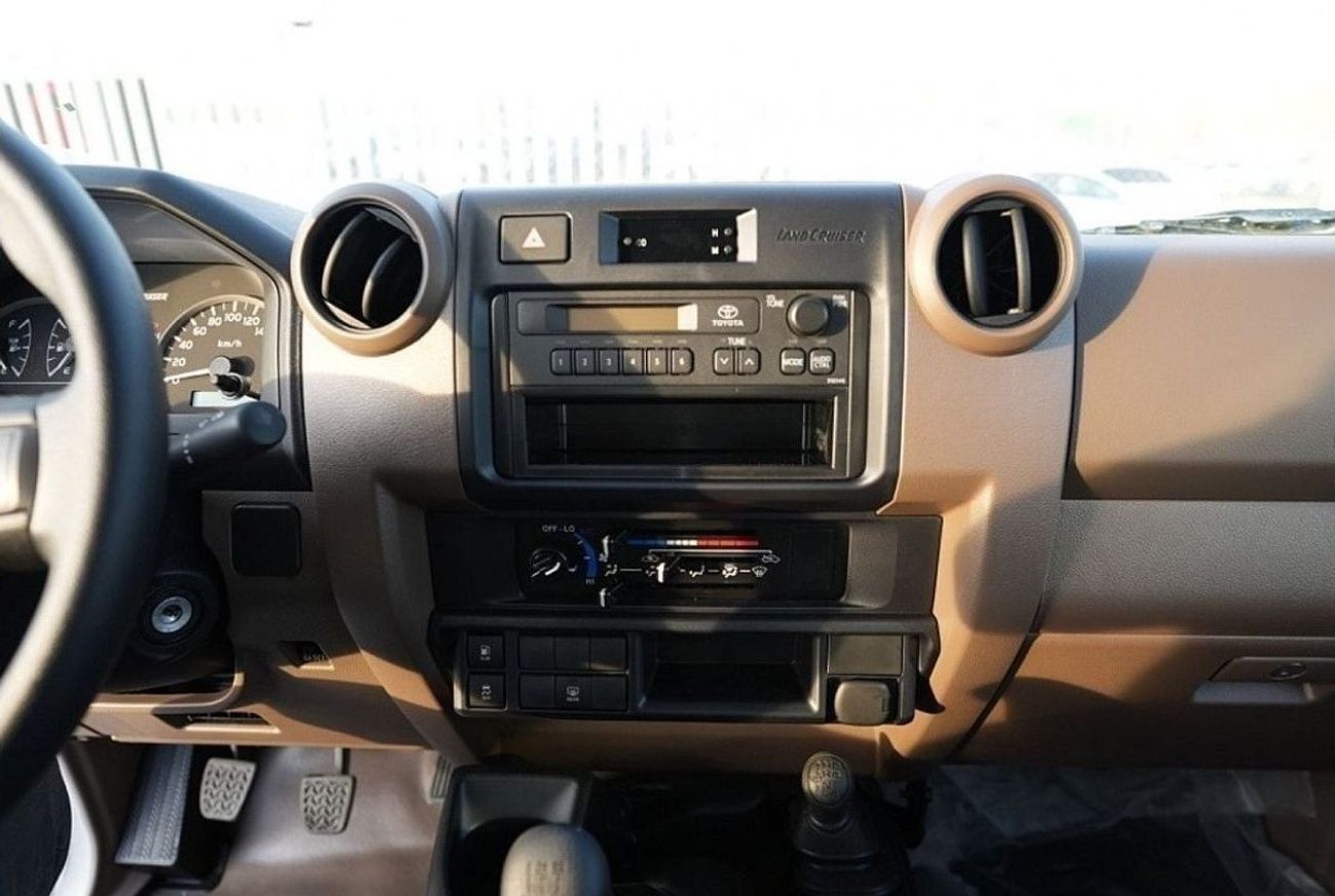 تويوتا لاند كروزر 70 TOYOTA LAND CRUISER HARDTOP LC78 4.2L DIESEL V6 2026