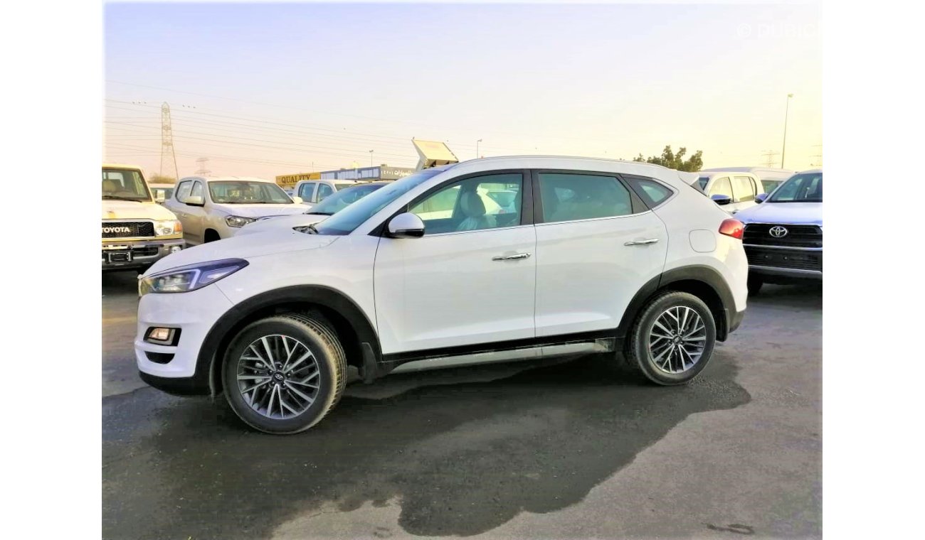 Hyundai Tucson 2.0 with  bush start screen camera  electric seats