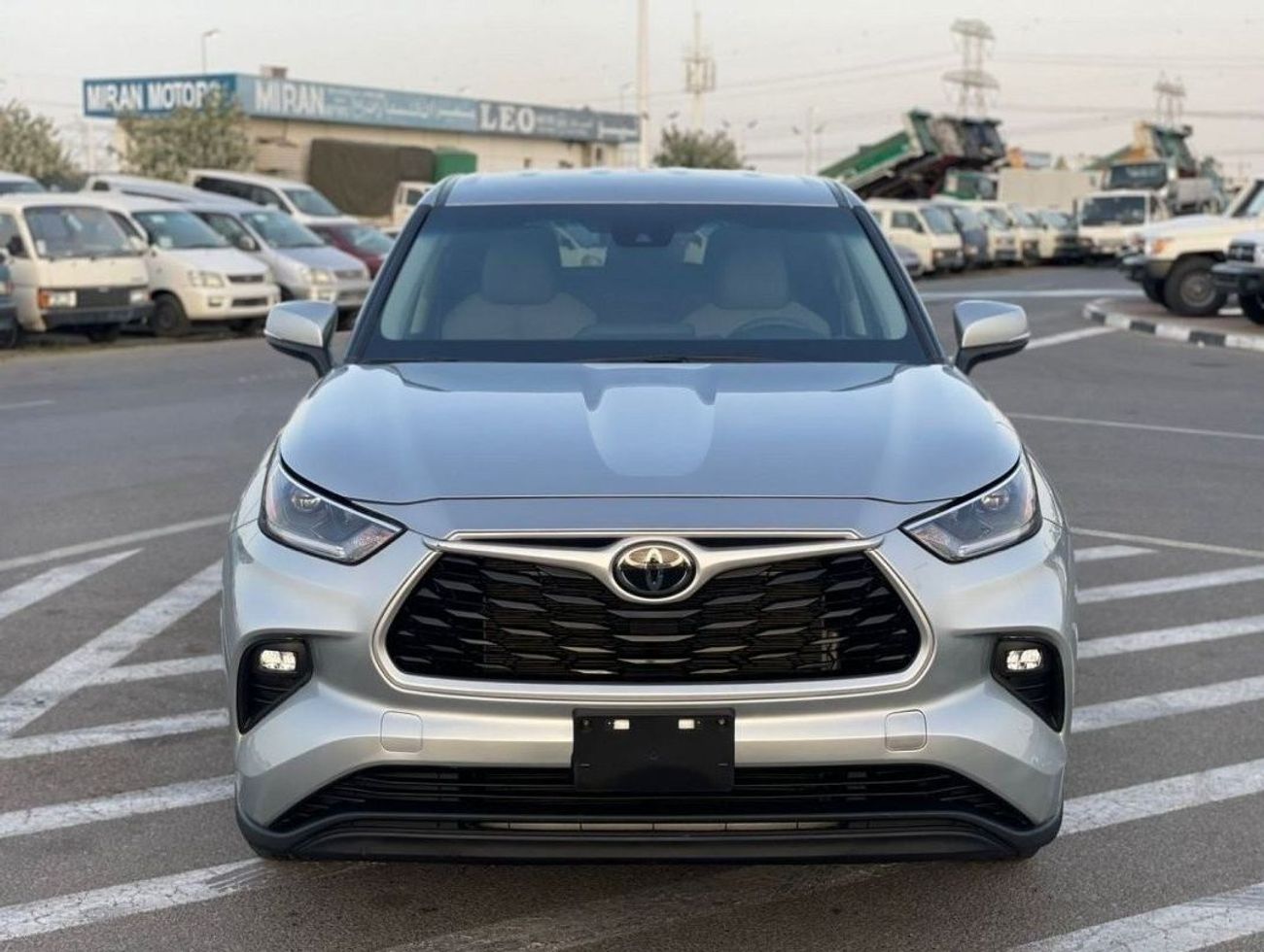 Toyota Highlander 2021 Toyota Highlander LE+ 3.5L 4x4 All Wheel Drive In Perfect Condition - EXPORT ONLY