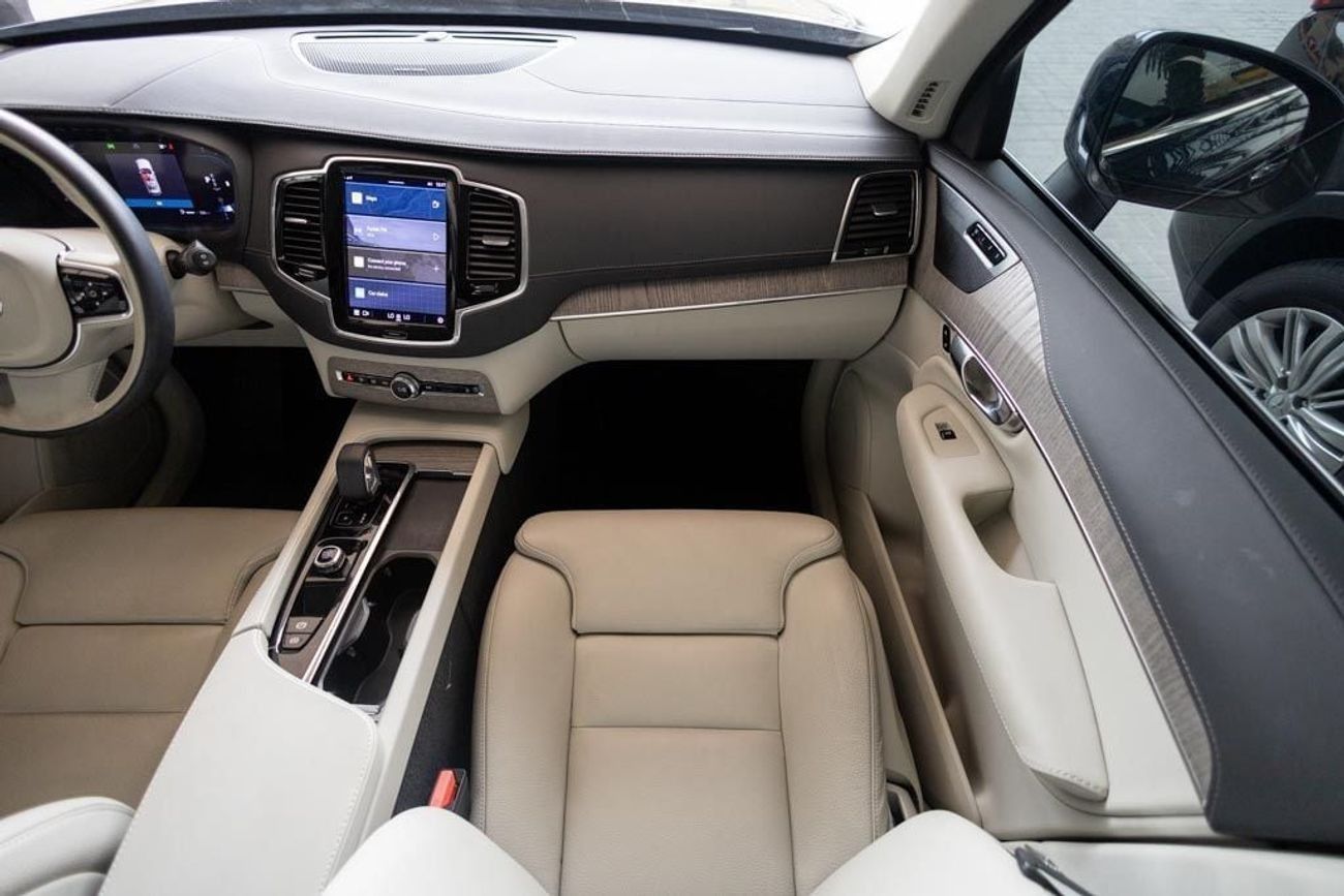 Volvo XC90 B5 2.0T Volvo XC90 B5 Plus Bright 2023 GCC under Agency Warranty with Flexible Down-Payment.